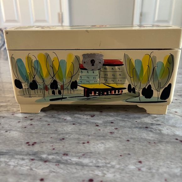 Vintage PAC Japanese Laquer Musical Jewelry Box MADE IN JAPAN - Picture 5 of 7